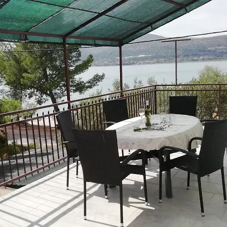 Apartmani Ante Trogir Exterior photo