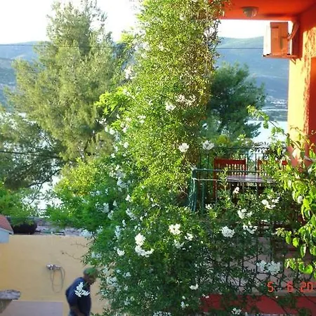 Apartmani Ante Trogir Exterior photo