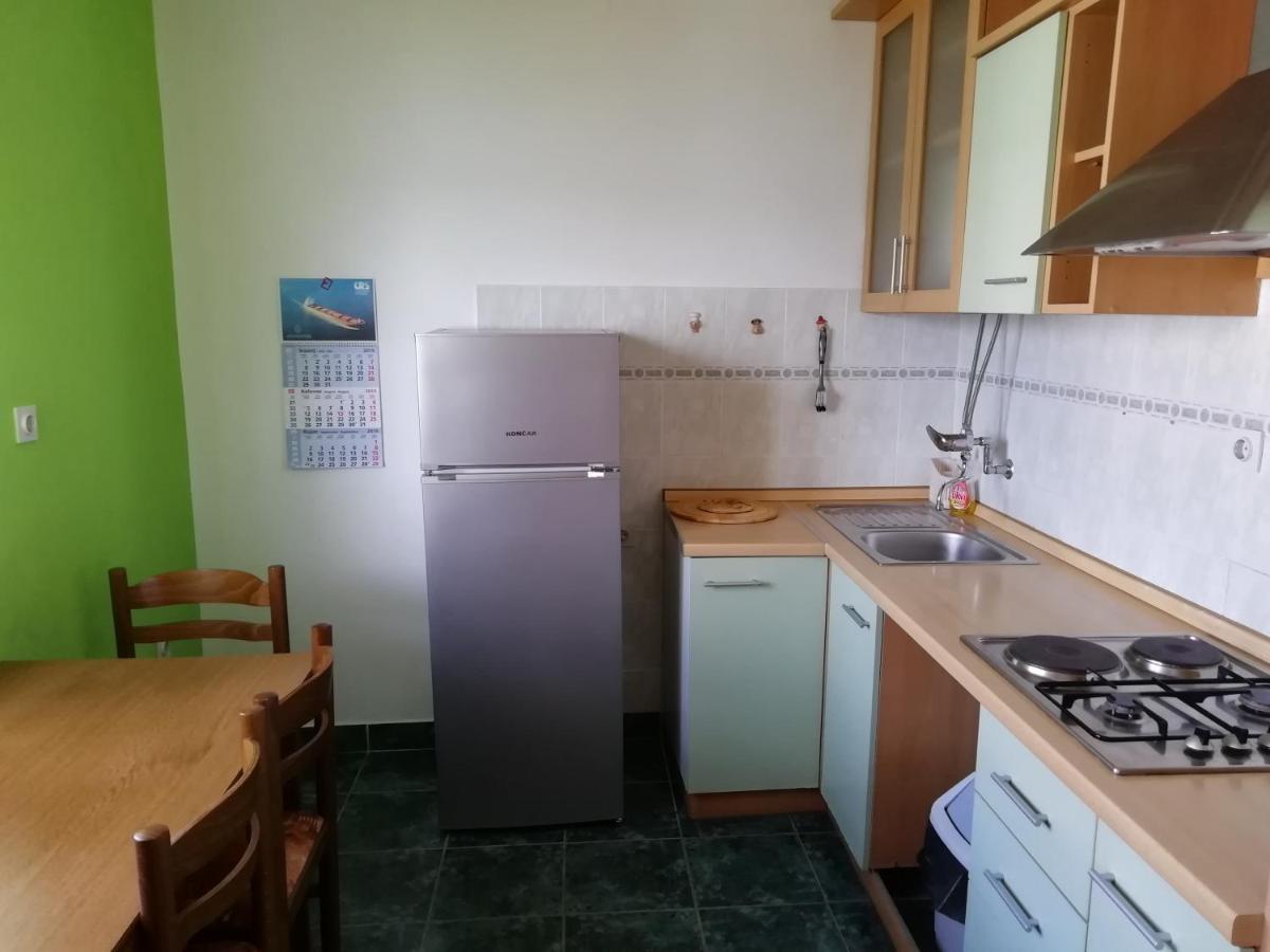 Apartment Ante