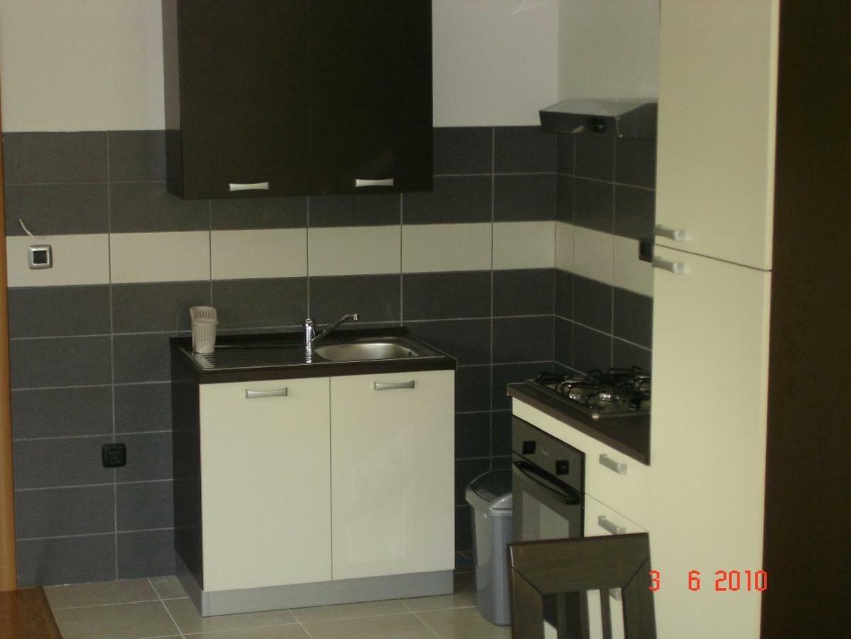 Apartment Ante