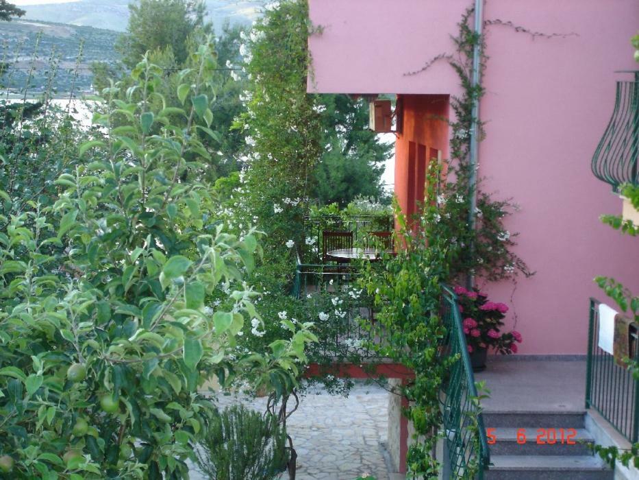 Apartment Ante