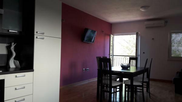 Apartment Ante