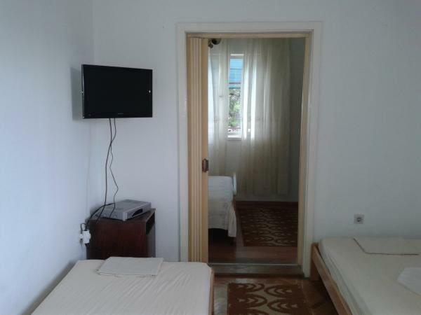Apartment Ante *